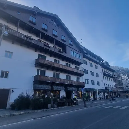 Apartamento Ariston In Centro A Cortina